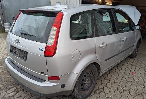 Der C-MAX (Code: C214) basierte auf der...